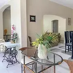 Copacabana Beach & Comfort!